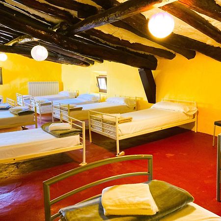 La Casa Magica Hostel Villatuerta Ngoại thất bức ảnh