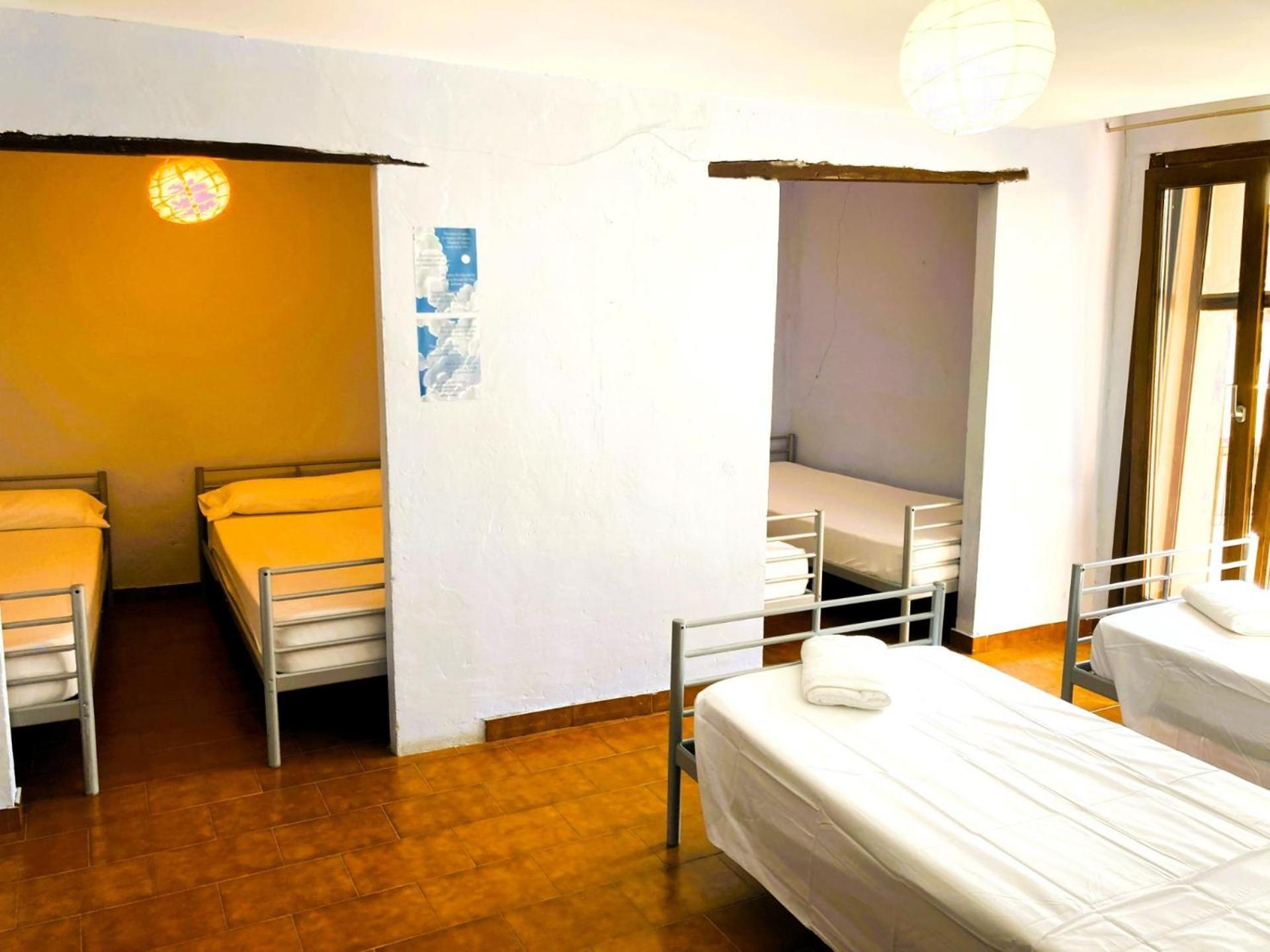 La Casa Magica Hostel Villatuerta Ngoại thất bức ảnh